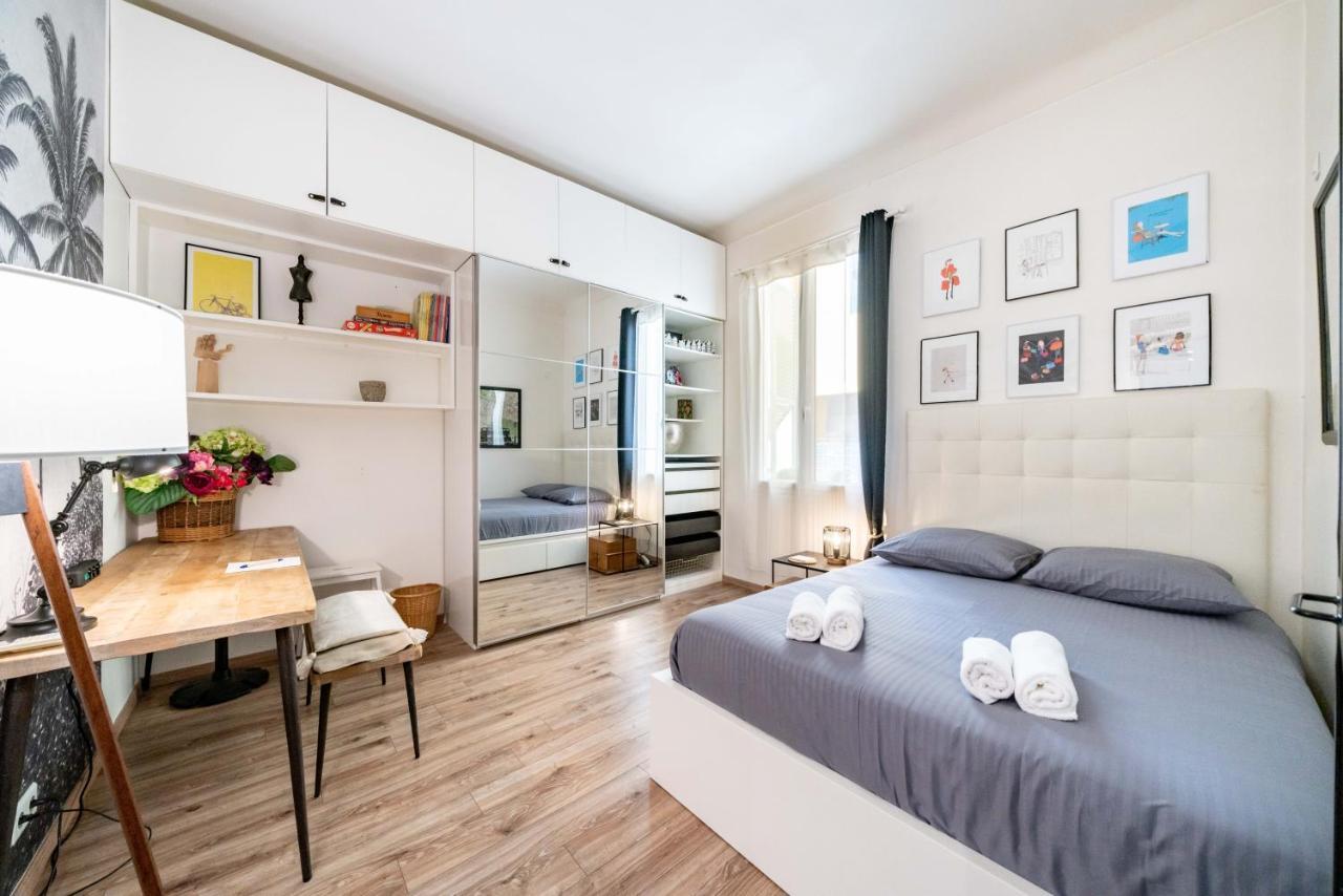 Frontiere De Monaco - Balconnet Vue Mer - Ba โบโซเลย ภายนอก รูปภาพ